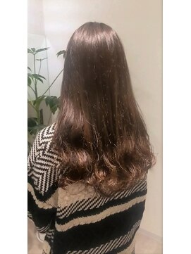 ナカドット エマノン 池袋(__naka.__ EMANON) 髪質改善・艶髪・美髪・ストカール・ゆるふわロングヘアー・池袋