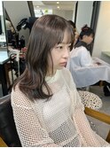 レイヤーミディアム オリーブグレージュ 大人ボブ