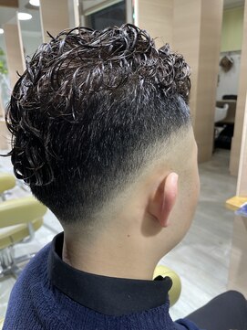 シュウ 安城店(Shu) スキンフェード×パーマスタイル