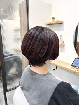 シア 新越谷店(SHEER) ショートボブ/ワインレッドカラー