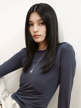 ヌーヴ(Nu:v)の写真/”高技術×トレンド”で人気のレイヤーカットも思いのままに…お客様の骨格を見極めたカットが人気の秘訣◎