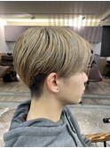 〈k9〉メンズパーマブリーチフェードツーブロックスパイラル
