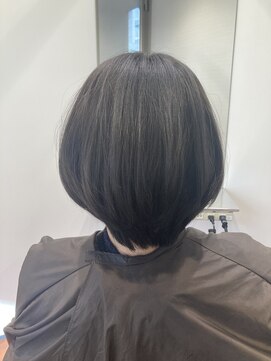 グランルッソ 岡山イオン前(GRAN LUSSO) ・ダークショートボブ（12/4）