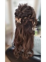 サウスイーストヘアー(SOUTH EAST Hair) 編み込みハーフアップ
