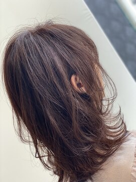 アース 石巻店(HAIR&MAKE EARTH) ミディアムレイヤー