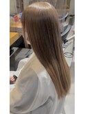 ミルクティーベージュ　山下志穂