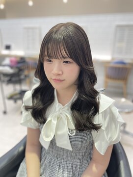 アピッシュ アオヤマ(apish AOYAMA) 艶々コテ巻きパーマ