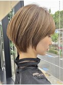 30代40代大人女性/前髪ありショートボブ/ショートヘア/髪質改善
