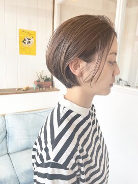 ハンズ(HANDs) 《20代30代40代》 大人可愛いナチュラルなショートボブ