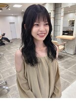 シンス(Since)&nbsp;ディープアッシュブラック/暗髪/パーマ/オン眉/ウェーブデザイン