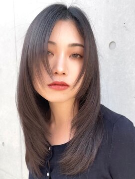 ヘレナトウキョウ(Helena Tokyo) レイヤー/顔周りレイヤー/レイヤーカット/美髪