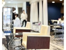 グロウズ(GROW’S)の雰囲気（飾りすぎず、気負わず落ち着ける雰囲気を大切にしています。）