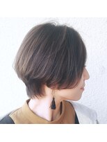 リバース(Reverse)&nbsp;ピアスなショート