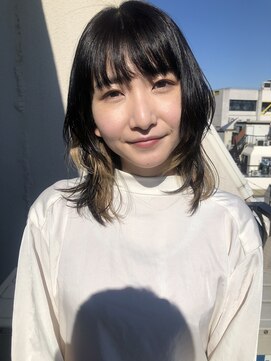 ベチカ(vetica) たっぷりレイヤーのミディアムスタイル