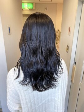 エレノア 梅田店(Eleanor) 髪質改善コスメカラー◎ブルーブラック【5レベル】