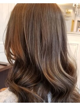 ハグエヴェック(HUG AVEC) 艶スタイル/艶感