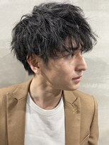 シロ 船橋(白silo)&nbsp;ツーブロックマッシュ/波巻き/ハイライト/束感[船橋駅/船橋]