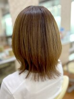 アークスヘアー&nbsp;アッシュカラーくびれミディ透明感ナチュラル