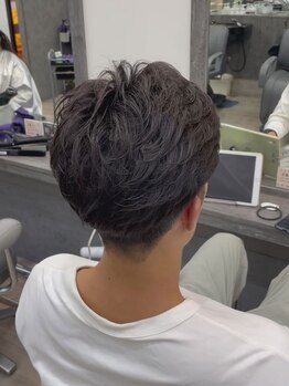 ディーサロン 梅田店(D salon)の写真/定番モテヘアからお洒落上級者向けのトレンドヘアまでお任せ！お手頃プライス×高技術が一緒に叶う♪