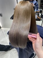 ハルキミナト ジャパン ヨコハマ(HARUKI MINATO japan YOKOHAMA)&nbsp;オリーブカラー/レイヤーカット/透明感カラー/艶髪