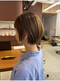 ショートボブ