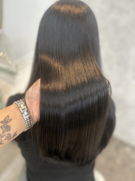 ラビス(Lovis) ホワイトグレージュ/ミニウルフ/チェリーブラウン