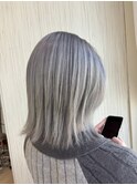 20代30代透明感暗髪アッシュブルーグレージュ丸みボブ