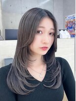 ロンドホットリップ 立川(Lond hot lip)&nbsp;姫カットレイヤー/くすみベージュ/韓国風巻き/立川レイヤー