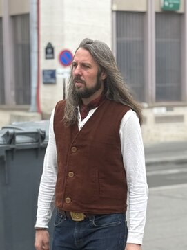 メルシー(Merci) Parisファッションスナップ