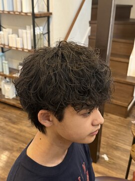 ラウラサン(RauRa.SAN) 無造作シャドウパーマ