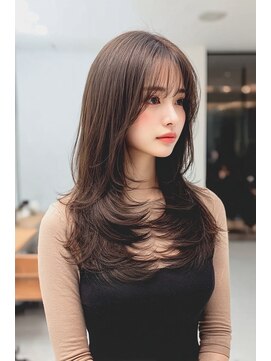 ノイエ 原宿 北参道(NoIE) バタフライレイヤーカットブラウンカラー髪質改善カラー