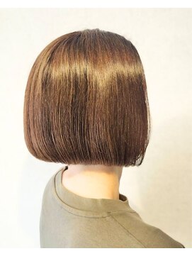 モック(moc) 大人気切りっぱなしボブ