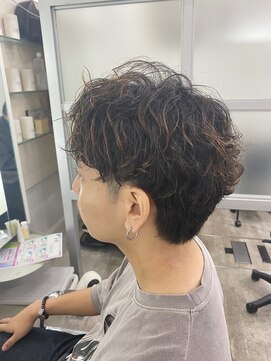 スムーズ 北千住(smoos’) スパイラルショートマッシュ