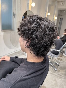 ストレータ バイ マリオ(Strata by mario) 【mami】クルクルパーマ