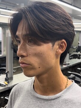 ニコ トウキョウ ロジック(nico TOKYO Logic) センターパートニュアンスパーマ曲がる縮毛矯正