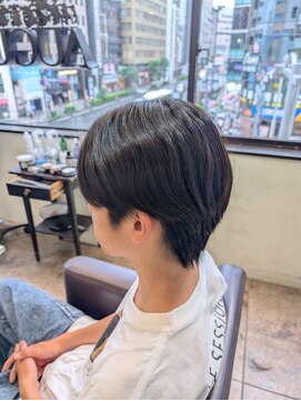 オーガスト ヘア ネイル(AUGUST hair nail) メンズ毛流れ縮毛矯正