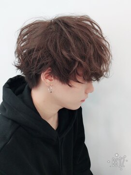 シン(syn) アップバング/ツーブロックマッシュ/束感/波巻き