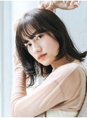 くびれヘア顔周り韓国レイヤーカット黒髪ショートミディアム/柏