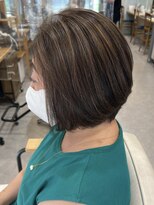 グラッシー センター北店(GLASSI)&nbsp;大人かわいい【脱白髪染めハイライト】グレージュ★ショートボブ