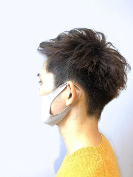 アッシュ 町田駅前通り店(Ash) 【Ash町田駅前通り店　内野光葉】クセを活かしたアップバング