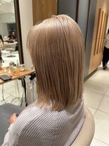 マーシィ(MARCIE) *ミディアム X ライトベージュ*