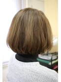 透明感カラーボブ