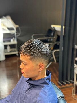 レオザバーバー(LEO the Barber) クロップ　/　スキンフェード