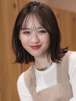 ガーデンヨコハマエスト(GARDEN YOKOHAMA est)&nbsp;イメチェンヘアスタイル　外ハネボブ　美髪のススメ　レイヤー