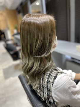 ネウィ 池袋(newi) 3Dカラー★☆オリーブグレージュ☆★