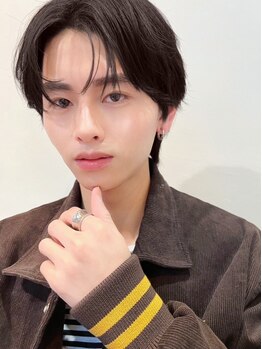 ツーダブル 大阪梅田(WW..)の写真/【大阪/梅田/西梅田】印象を左右する眉毛★自然でカッコ良く、ON/OFFともに好印象♪ケアMENUも◎