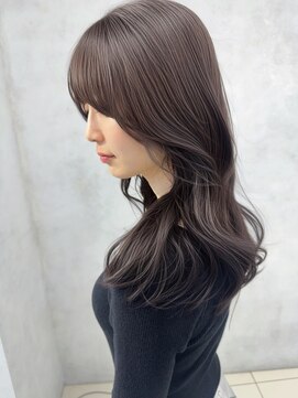 オットット(OttottO) トレンドレイヤー×グレージュ