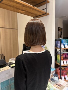 ステラバイケンジ(STELLA by KENJE) 韓国風レイヤーカットインナーカラーローズブラウン前髪カット