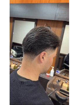 スマイルヘアー 大森店(Smile hair) フェードカット×テーパーフェード