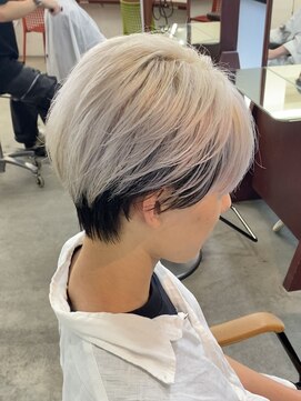 リップス 吉祥寺店 (LIPPS) 初カラー人気1位ホワイトアウターカラー